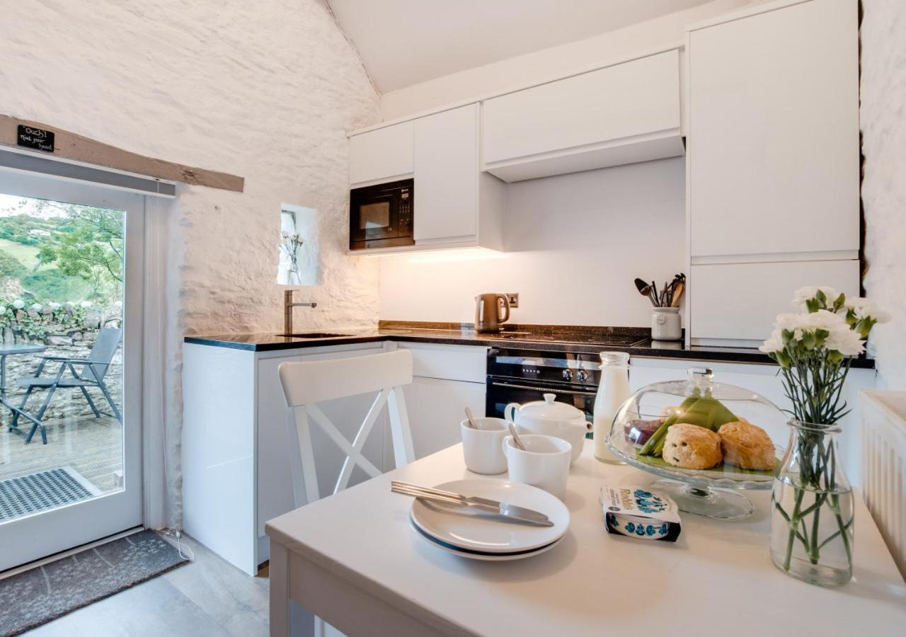 Love Cottage Combe Martin Exterior foto